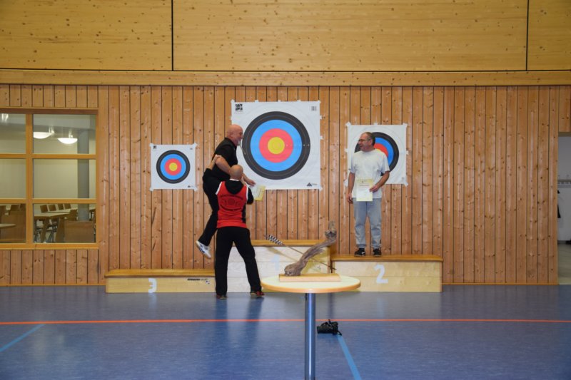 b32.jpg